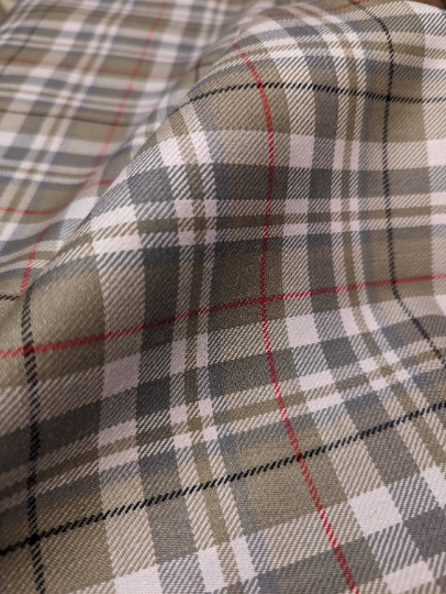 Nice and Accurate Handwoven Tartan Fabric