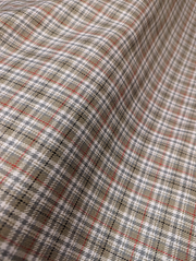 Nice and Accurate Handwoven Tartan Fabric